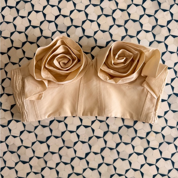 Zara 3D flowers rosebuds Cream Strapless corset crop Top - Picture 2 of 5